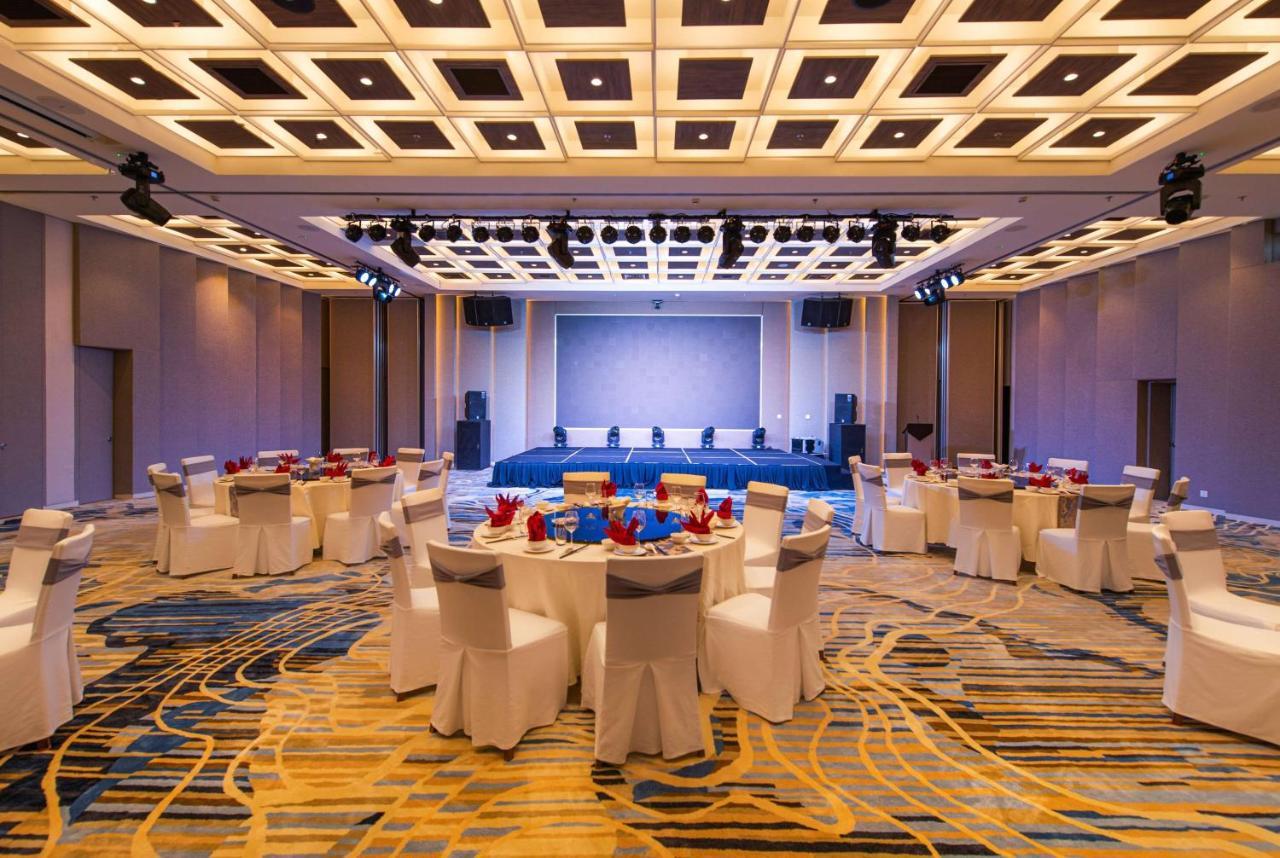 Hotel Soleil Ha Long, Trademark Collection By Wyndham Esterno foto