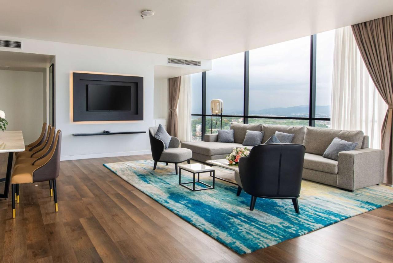 Hotel Soleil Ha Long, Trademark Collection By Wyndham Esterno foto