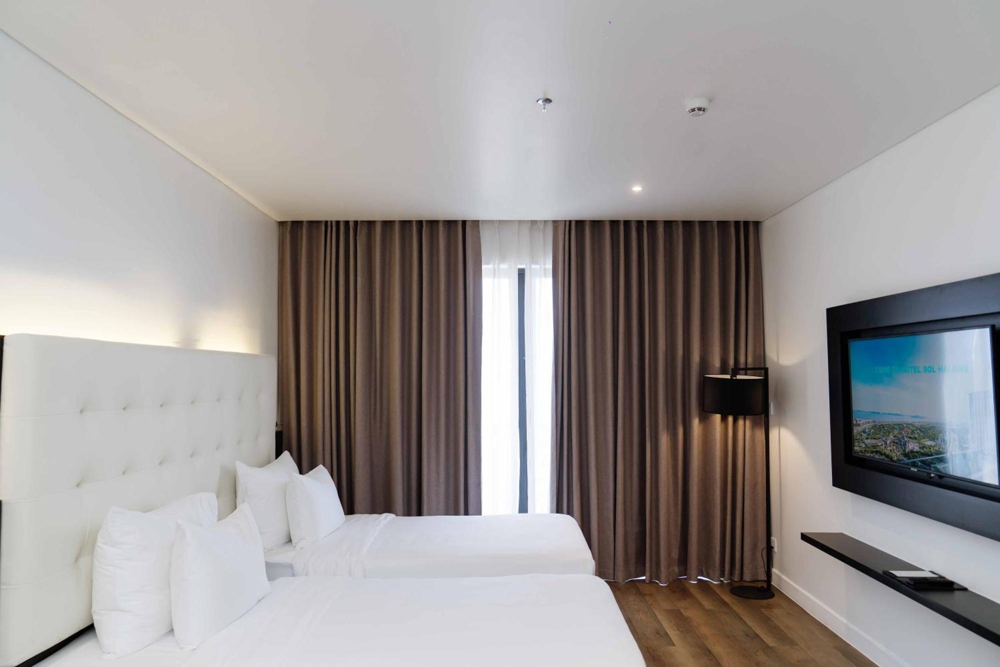 Hotel Soleil Ha Long, Trademark Collection By Wyndham Esterno foto